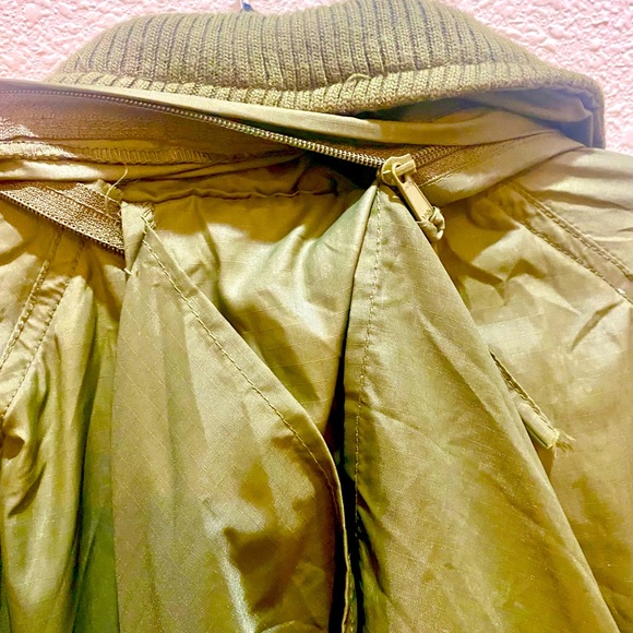 Vintage 80s/90s Olive Green Raewicks Outerwear Jacket Sz. M Waterproof - Picture 4 of 6